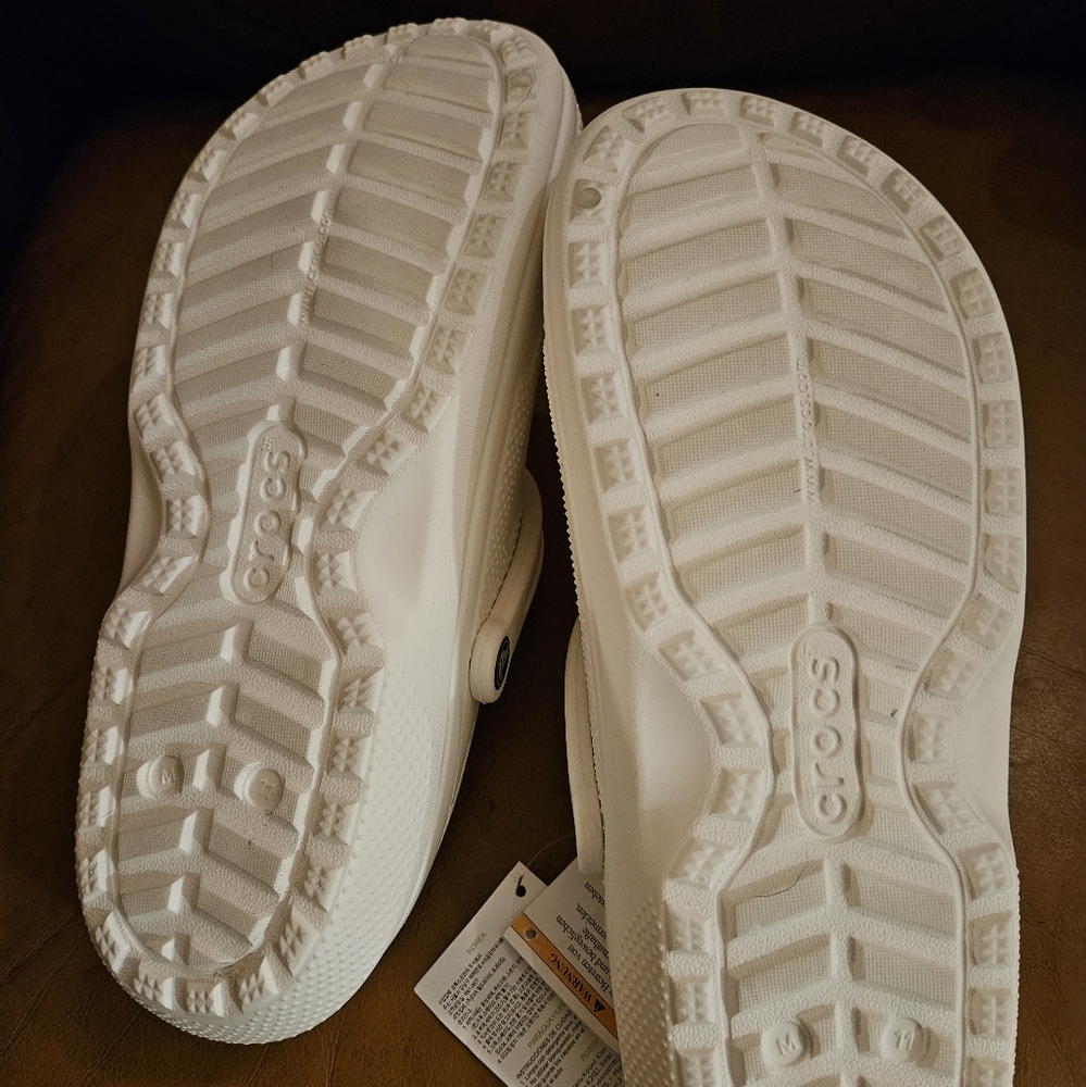 Crocs fuzzy inside